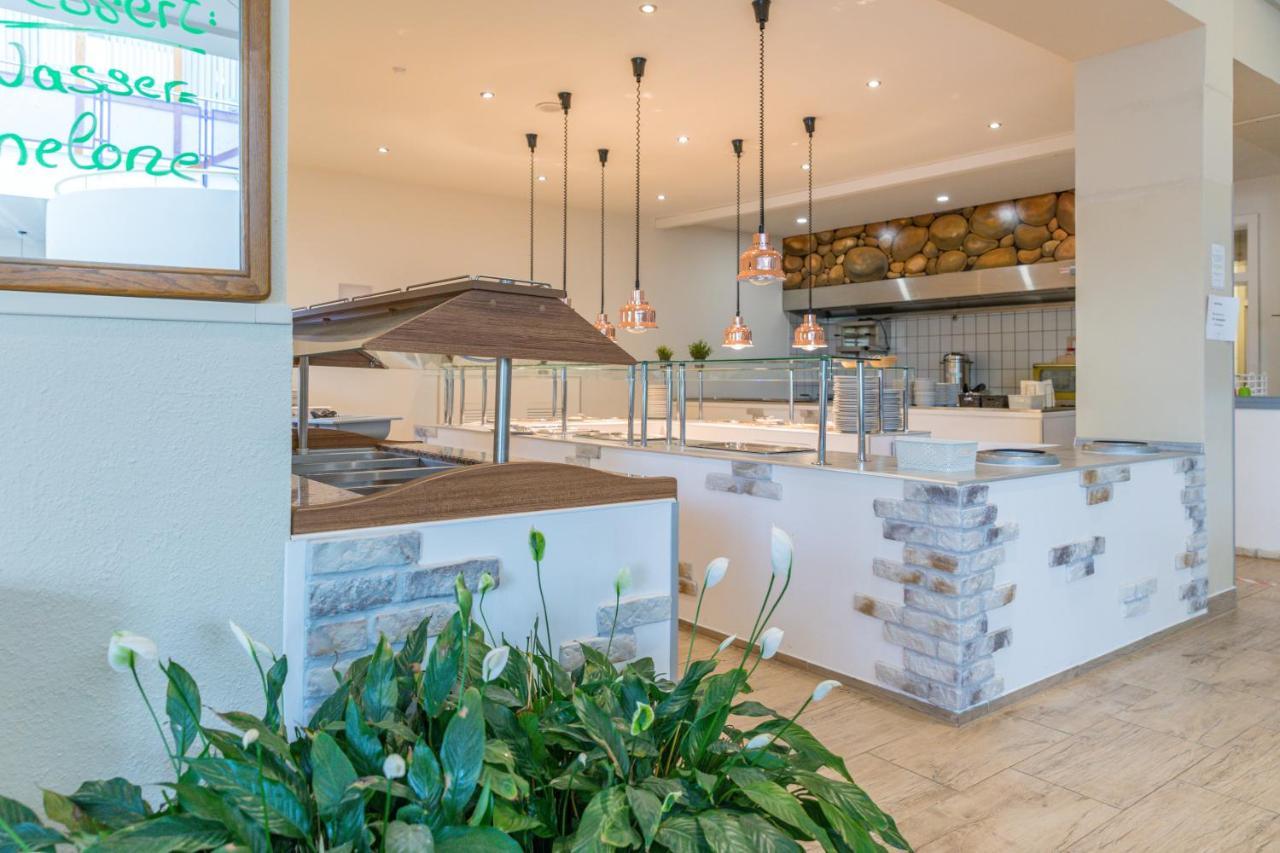 Familienhotel Reiterhof Runding 외부 사진